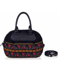 Женская сумка Alba Soboni 141340 черная с вышивкой