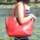 Женская кожаная сумка со строчками красная