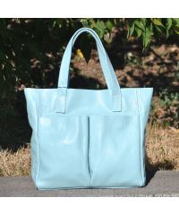 Женская кожаная сумка с карманами голубая