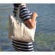 Женская кожаная сумка с карманами бежевая